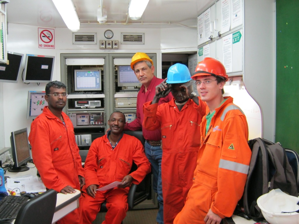 Rig operations room