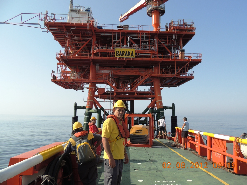 BARAKA platform approach by boat