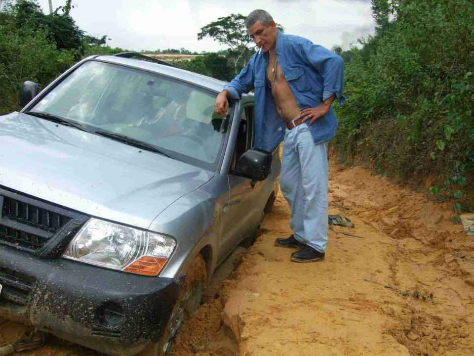 Field vehicle jungle